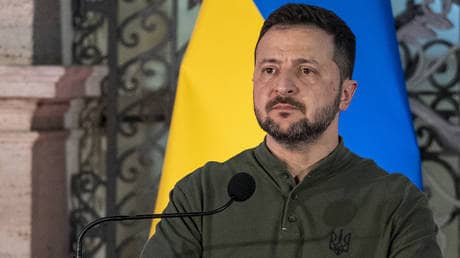 Only one in five Ukrainians would vote for Zelensky – poll