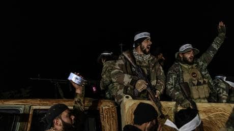 Jihadists claim to have reached outskirts of Aleppo in surprise offensive