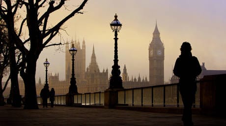 UK residents threatened with prison for Russia links