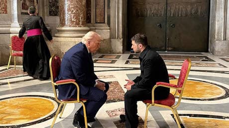 ‘Calmer’ Zelensky requested ‘more weapons’ in Vatican – Trump