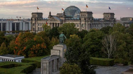 Germany promises new EU sanctions after Putin-Trump call